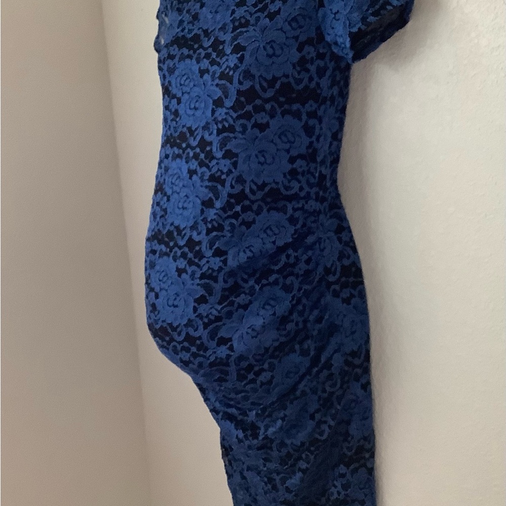 Maternity Lace & Fully Lined Formal or Simi Formal Off Shoulder Dress by:My Bump - Picture 5 of 8